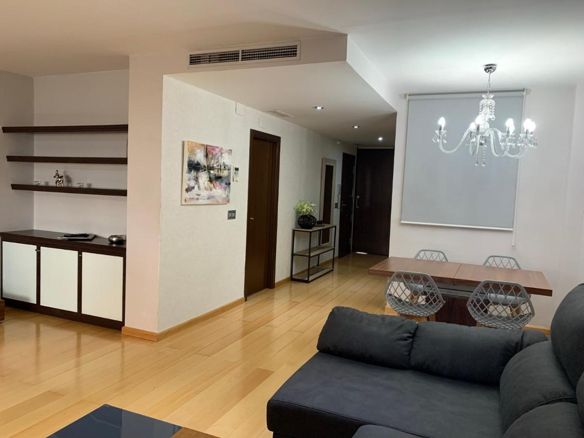 Luxury Apartment Mercat Central Тарагона Екстериор снимка