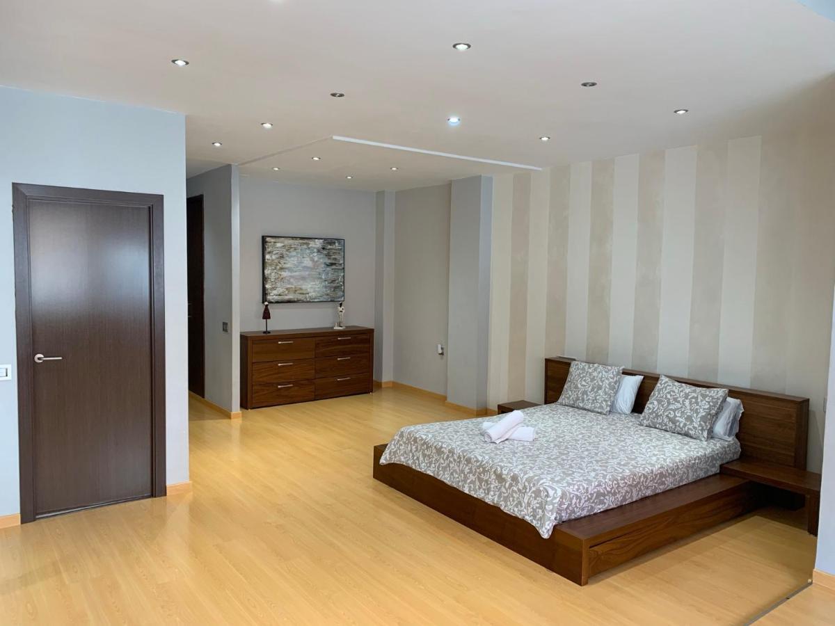 Luxury Apartment Mercat Central Тарагона Екстериор снимка
