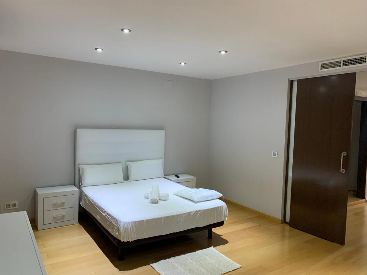 Luxury Apartment Mercat Central Тарагона Екстериор снимка